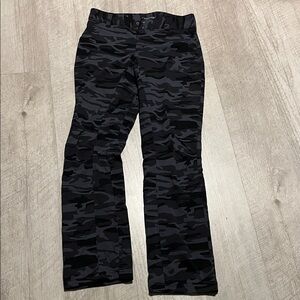 Columbia Black and Gray Camouflage Omni-Shield Pants